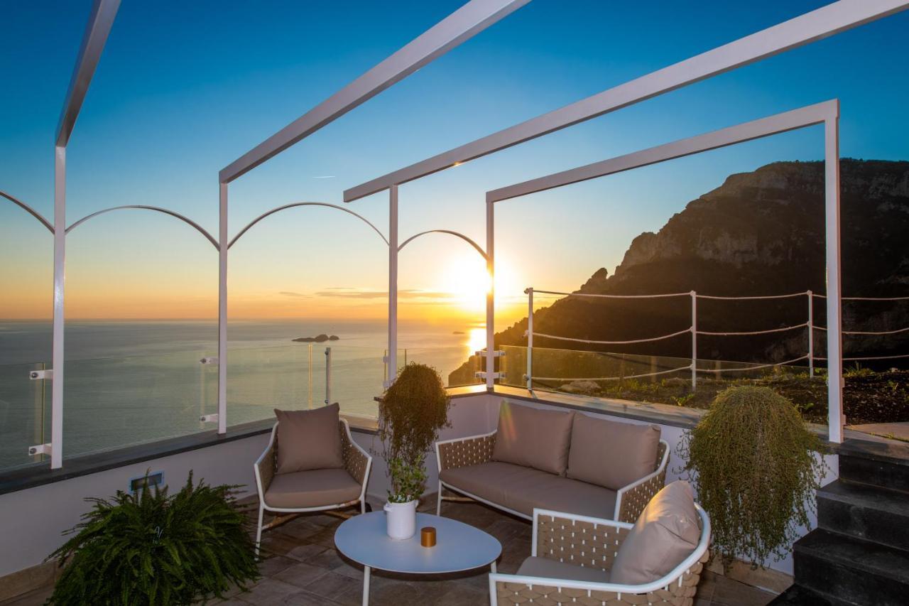 Villa La Tagliata Spectacular Jacuzzi Tub Amazing View And Private Parking Garage Positano Exterior photo